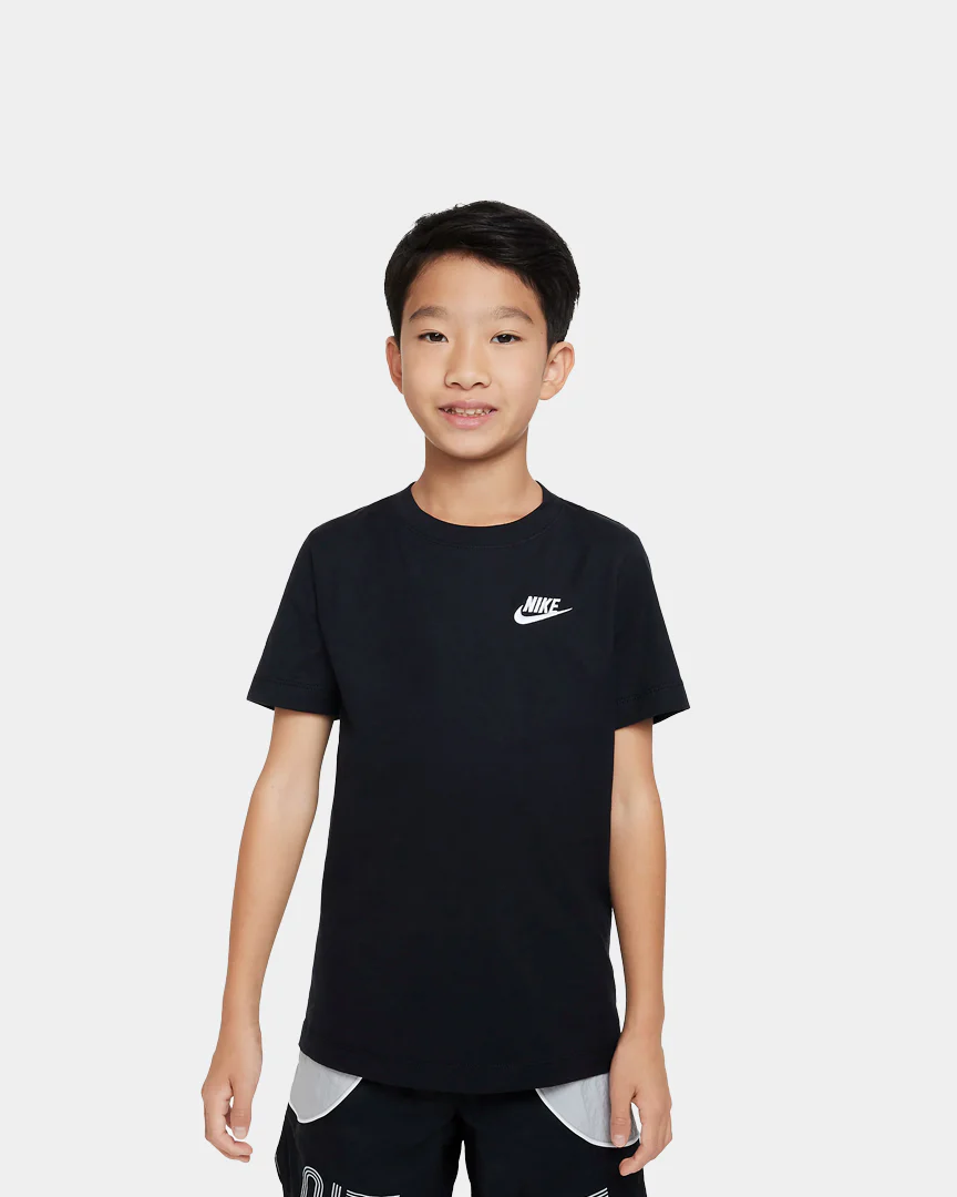 T-Shirt Nike Sportswear Júnior Preta - Image 2